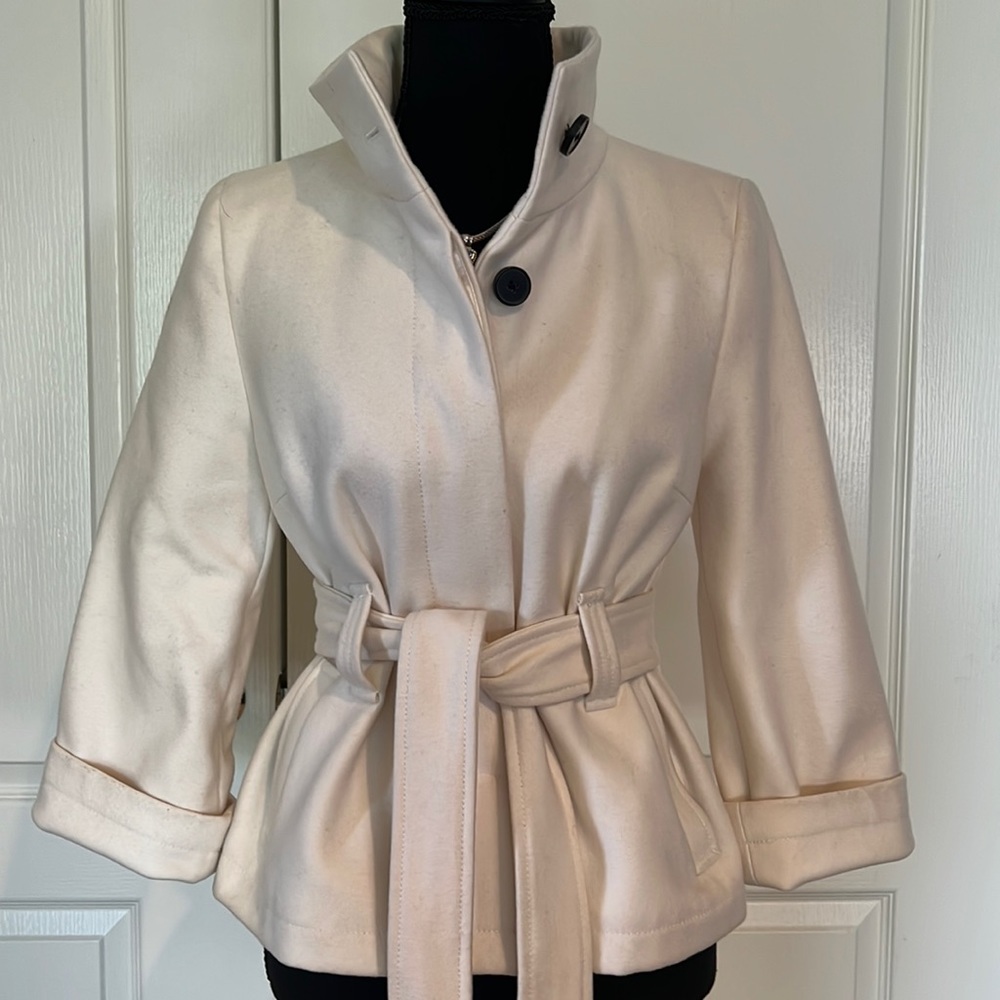 Wool blend waist length coat. Like new condition.